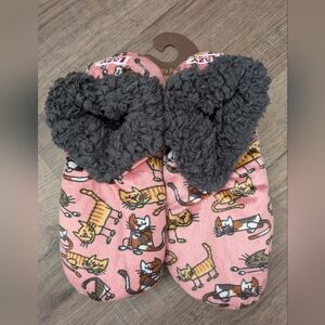 Lazy One NWT Pink Cat Fuzzy Feet Slippers Sz L